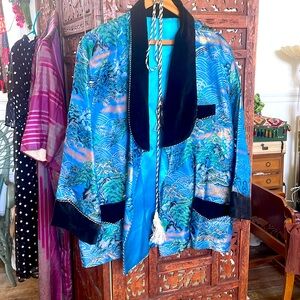 Embroidered chinoiserie smoking jacket vintage velvet cuffs S Last Exit Brooklyn
